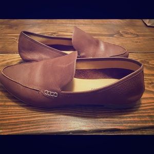 Leather Pointed Toe Flats